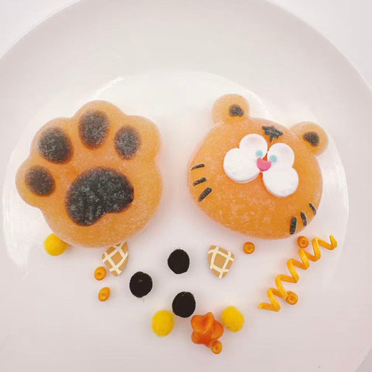 2PC Garfield Taba Squishy