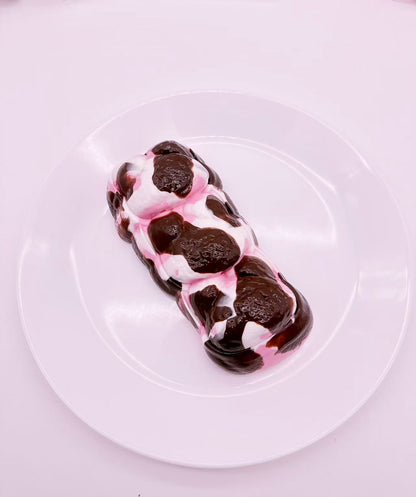 Jumbo Choco Berry Kitty Loaf Taba Squishy